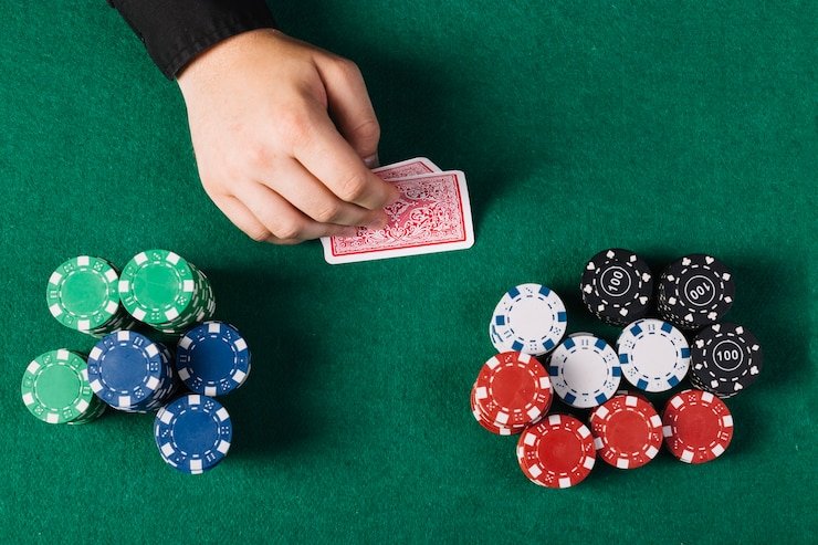 Studio dealer langsung toto akurat dengan kamera multi-sudut menampilkan permainan Blackjack dan Baccarat